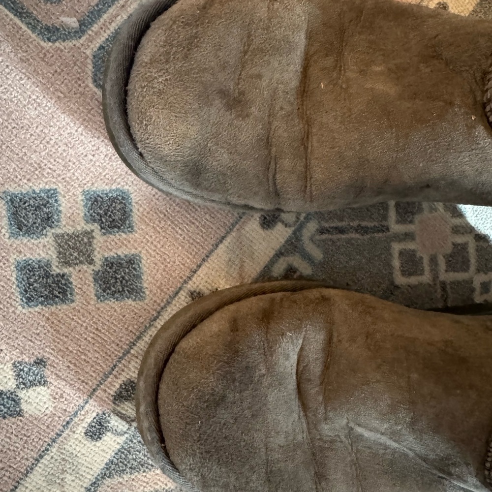 UGG Mini II - Picture 5 of 5
